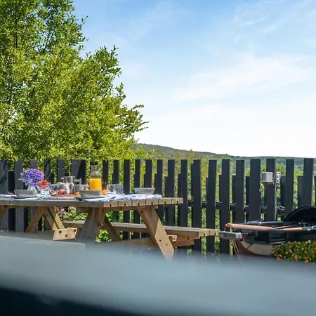 2 Bed In Schull Oc-l34922 Lodge Coolcoulagata